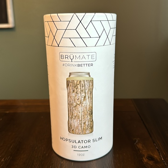 BrüMate Hopsulator Slim Can Cooler in 3D Camo. Brand New! - Picture 3 of 5